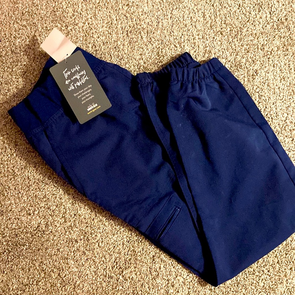 NWT scrubology navy cuff hemline lady scrubs